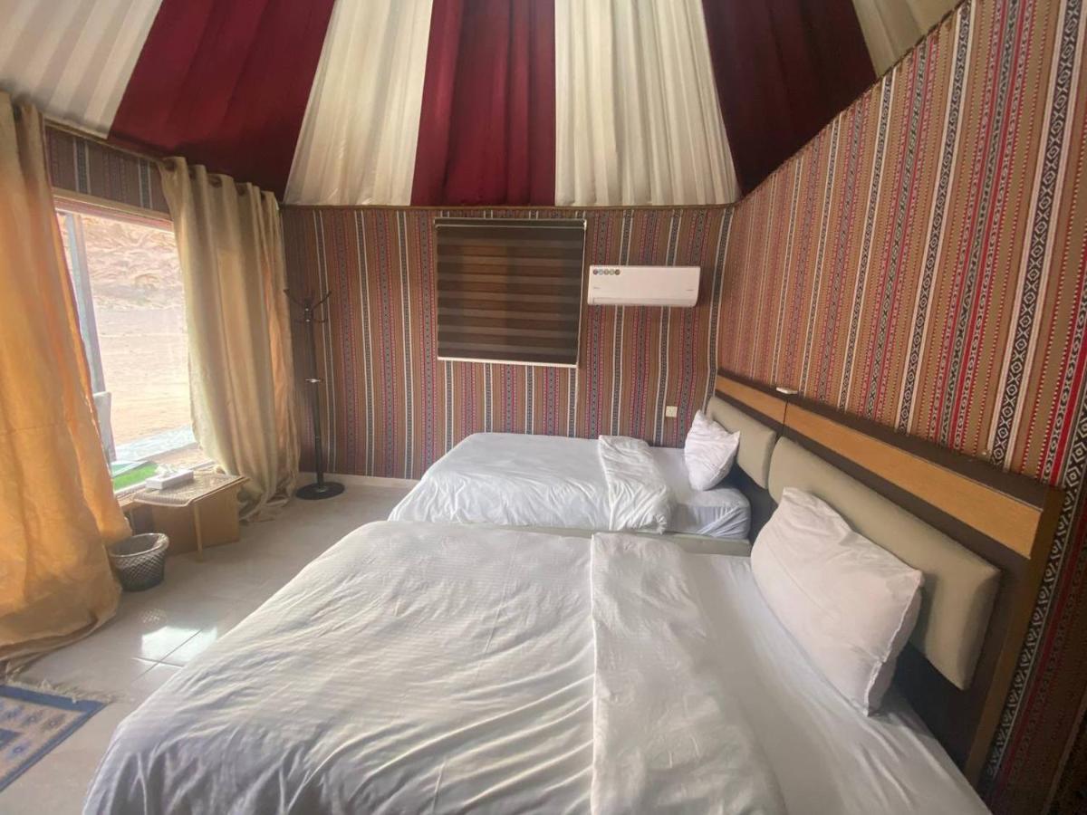 Hotel Omar Ali Luxury Camp Wadi Rum Exterior foto